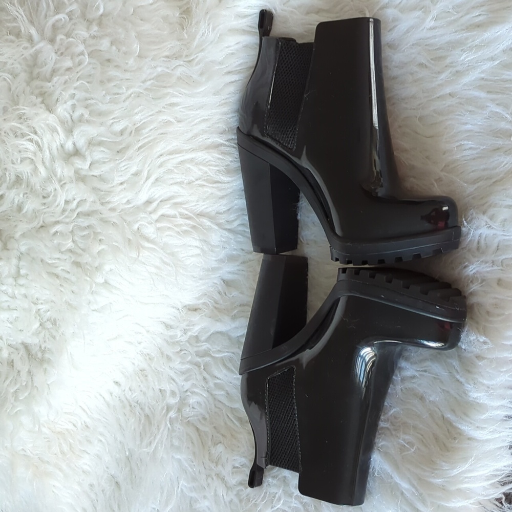 Melissa Soldier Lug Heel Boots - Picture 6 of 10
